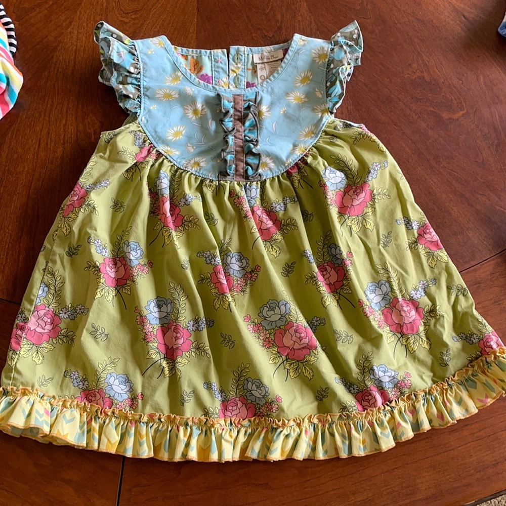 Matilda Jane Flutter Top spring florals EUC size 4